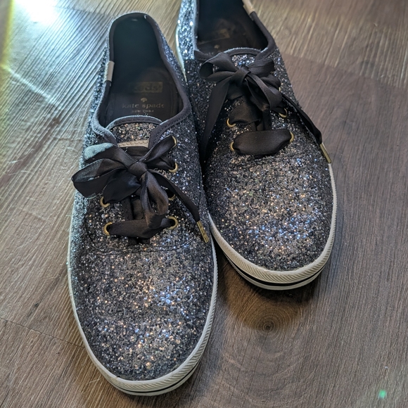 Kate Spade Keds Champion Glitter Sneaker Pewter Coquette Charm Maximalist Bridal - Picture 4 of 12